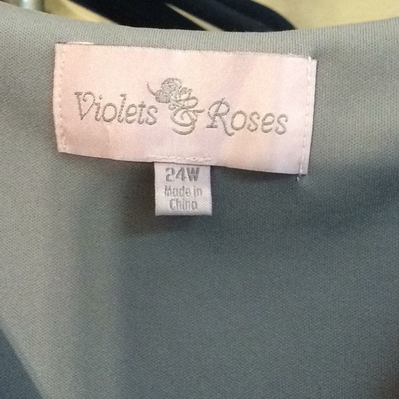 Violet & Roses - Picture 5 of 5